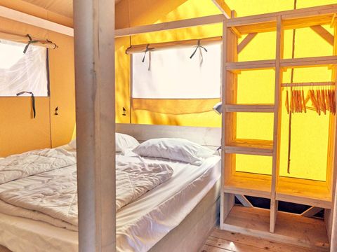TENTE TOILE ET BOIS 5 personnes - La cambrousse