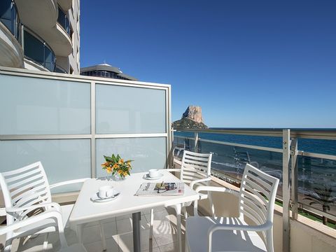 CHAMBRE 4 personnes - CHAMBRE QUADRUPLE - VUE MER - TERRASSE SPACIEUSE - PETITDÉJEUNER INCLUS
