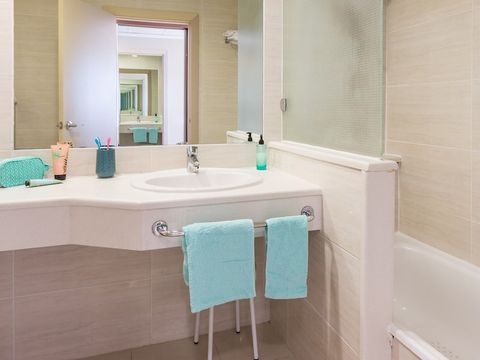 CHAMBRE 3 personnes - CHAMBRE DOUBLELIT D'APPOINT-2 ADULTES+1 ENFANT(-12 ANS)- BALCON-VUE MER-PD INCL