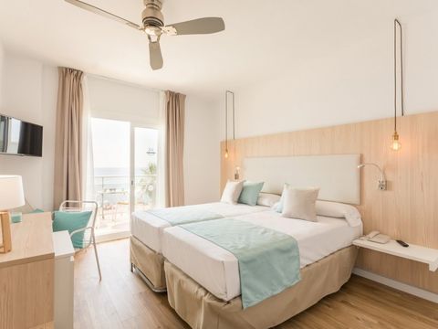 Chambre 1 personne - Balcon - Petit déjeuner inclus