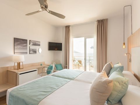 Chambre 1 personne - Balcon - Petit déjeuner inclus