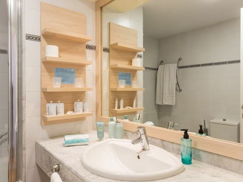 Chambre 1 personne - Balcon - Petit déjeuner inclus