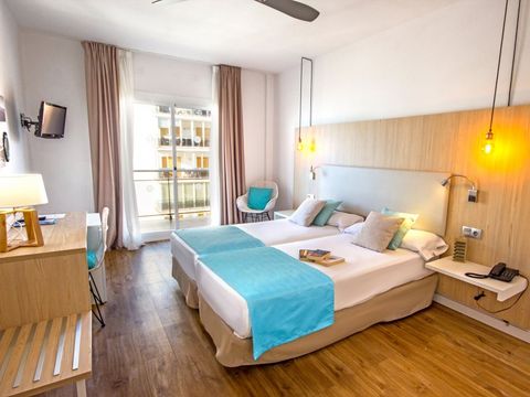 Chambre 2 personnes - Double - Balcon - Petit déjeuner inclus