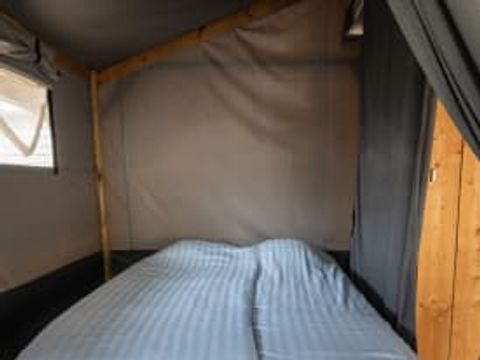 TENTE TOILE ET BOIS 4 personnes - Les Issambres TENTE TOILE ET BOIS 4 personnes - Les Issambres