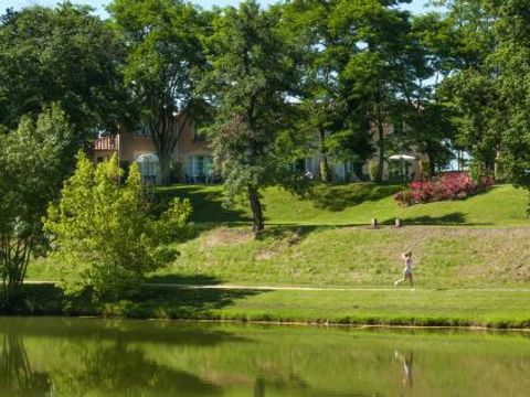 Pierre & Vacances La Residence du Lac - Camping Lot-et-Garonne - Image N°28