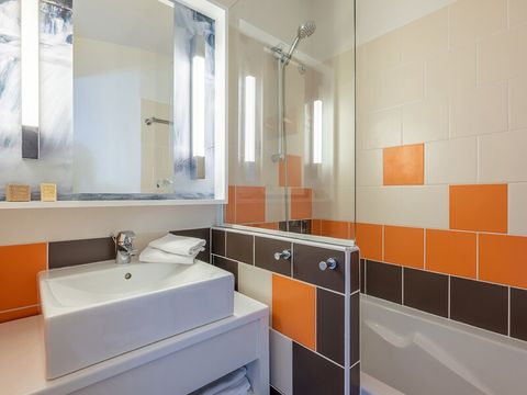 APPARTEMENT 4 personnes - 1 CHAMBRE - VUE MONTAGNE DÉGAGÉE