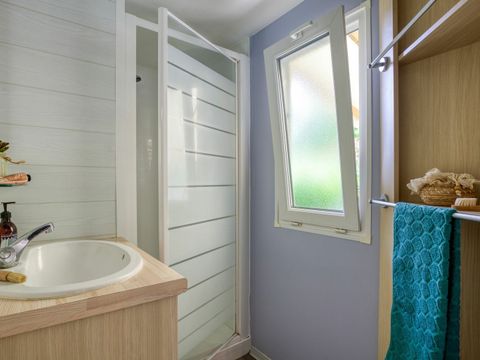 MOBILHOME 6 personnes - COTTAGE 6p 3ch ***