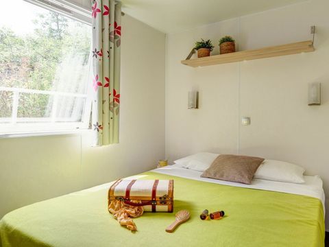 MOBILHOME 4 personnes - COTTAGE 4p 2ch ***