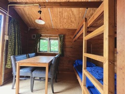 Tente en toile et en bois 4 personnes - Cabane en rondins | 4 personnes
