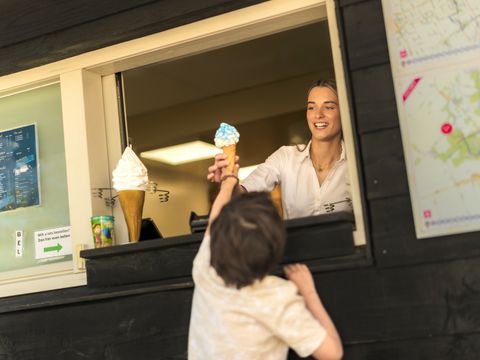 Lodge 5 personnes - Happy Bee Lodge avec jacuzzi | 5 personnes