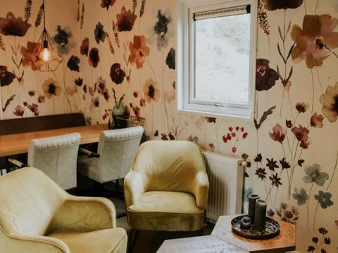 Lodge 5 personnes - Happy Bee Lodge avec jacuzzi | 5 personnes