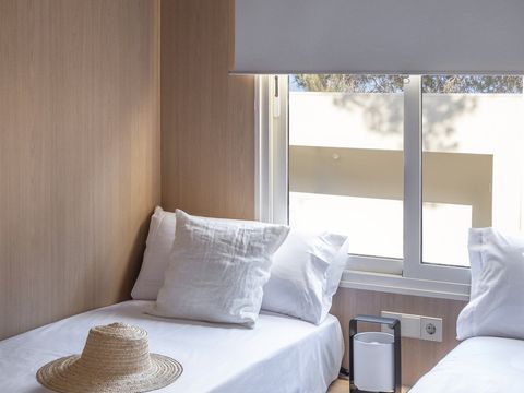 MOBILHOME 4 personnes - Mobil Home Family