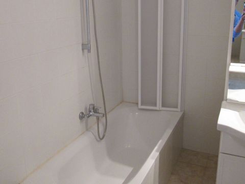 APPARTEMENT 2 personnes