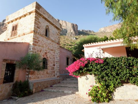 Cala dell'Arena - Camping Trapani - Image N°2