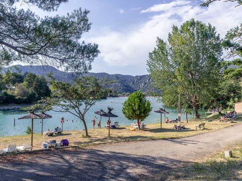 Camping Les Rives du Lac de Vinça - Camping Pyrénées-Orientales - Image N°2