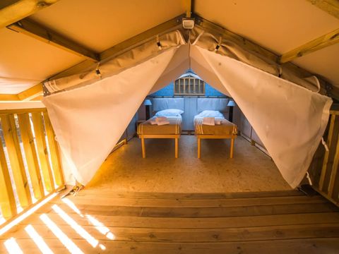 TENTE 4 personnes - Airlodge 2.0