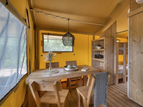 Tente en toile et en bois 4 personnes - Lodge Insolite - 2 chambres