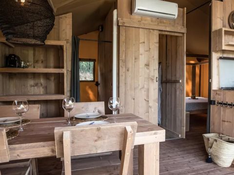 Tente en toile et en bois 4 personnes - Lodge Insolite - 2 chambres