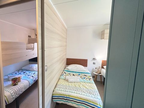 MOBILHOME 6 personnes - NEBRASKA LUXE AVEC SPA