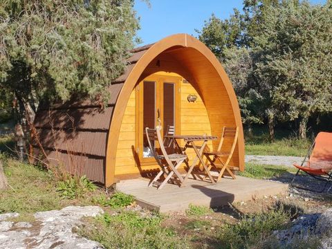 Hébergement 2 personnes - Le POD : la cabane 100 % nature / avec petit déjeuner / 2 pers inclus / Spa privatif en option