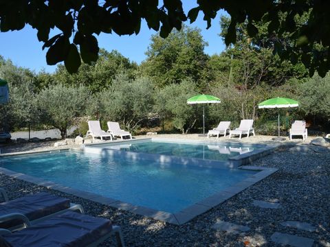 LODGE 2 personnes - Roulotte ( Séjour Deluxe ) climatisée / avec petit déjeuner / 2 pers inclus / Spa privatif en option