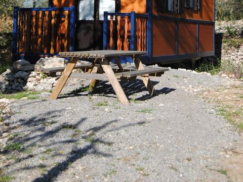 LODGE 2 personnes - Roulotte hôtelière climatisée avec petit déjeuner / Spa privatif en option