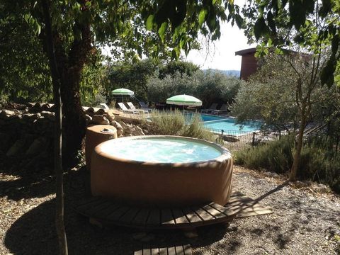 LODGE 5 personnes - Roulotte ( Séjour Premium ) climatisée/ tout inclus version luxe avec Spa privatif / 2 pers inclus