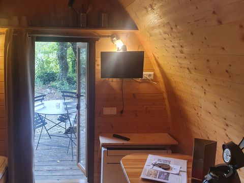 Hébergement 2 personnes - Cabane Forestière climatisée ( avec petit déjeuner et Spa privatif accès illimité ) / 2 pers inclus