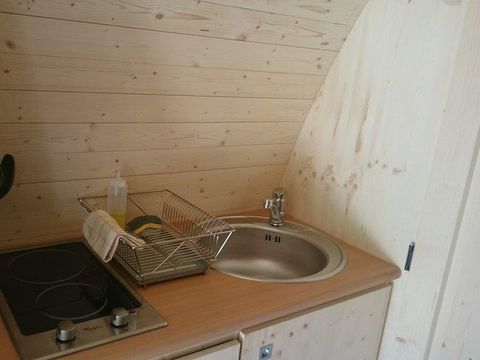 Hébergement 2 personnes - Cabane Forestière climatisée ( avec petit déjeuner et Spa privatif accès illimité ) / 2 pers inclus