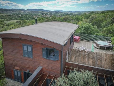 Hébergement 2 personnes - Suite Nid d'Amour et Spa ( le raffinement ultime à la cime des arbres spécial couple ) / 2 pers inclus