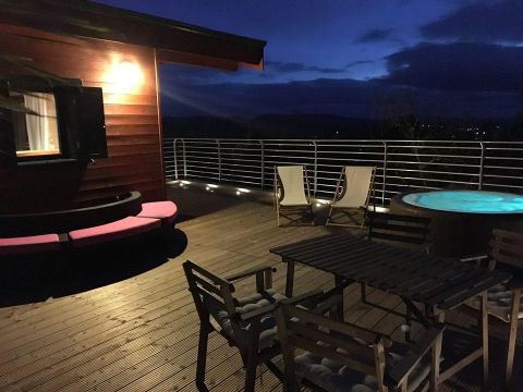 Hébergement 2 personnes - Suite Nid d'Amour et Spa ( le raffinement ultime à la cime des arbres spécial couple ) / 2 pers inclus