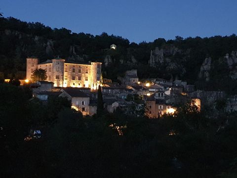 LODGE 2 personnes - Cabane Lodge avec petit déjeuner et  Spa Privatif en terrasse