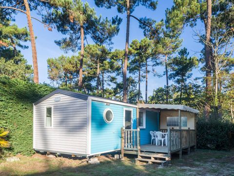 MOBILHOME 4 personnes - Mobil-home | Comfort | 2 Ch. | 4 Pers. | Terrasse surélevée | Clim. | TV