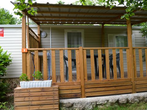 MOBILHOME 4 personnes - Samedi 2 chambres + terrasse couverte - sans sanitaires