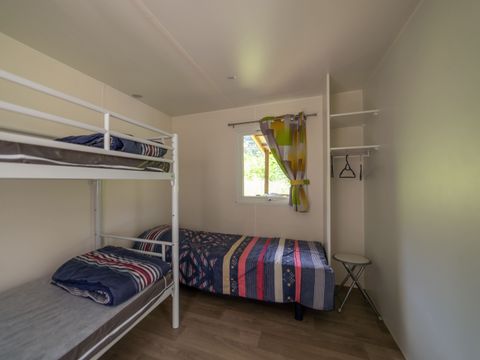 MOBILHOME 5 personnes - Samedi 2 chambres + terrasse couverte