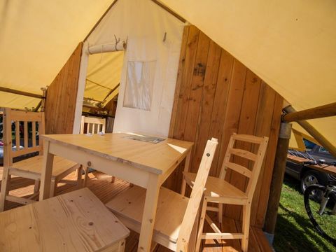 Tente en toile et en bois 6 personnes - Tente equippée SANPEI