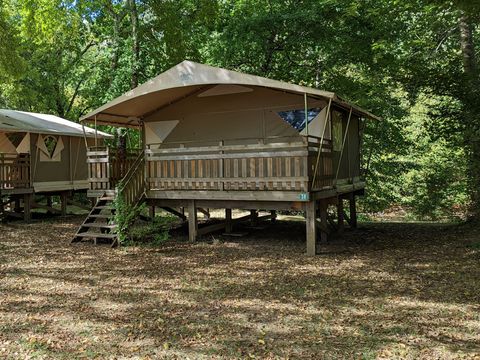 TENTE TOILE ET BOIS 4 personnes - INSOLITE LODGE sans sanitaires