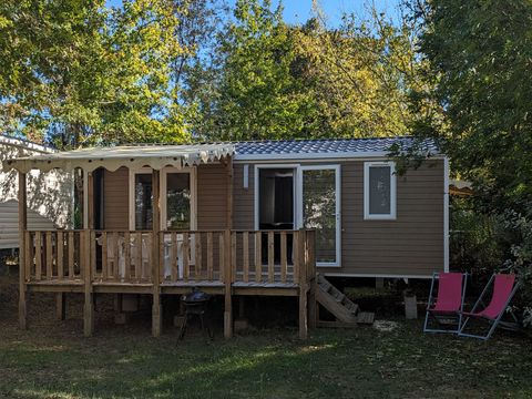 MOBILHOME 4 personnes - CONFORT - Riviera