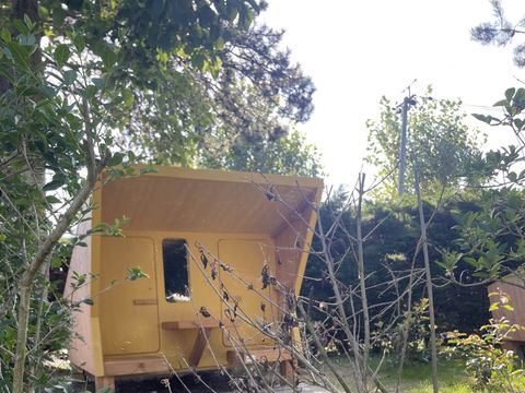 HÉBERGEMENT INSOLITE 2 personnes - Cabanétape