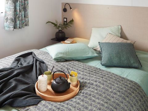 MOBILHOME 5 personnes - Cottage Opale - Zen - 2 Chambres - 26m²- Terrasse  en bois couverte