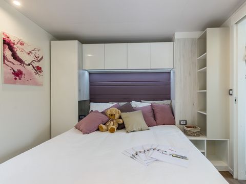 MOBILHOME 2 personnes - Comfort | 1 Ch. | 2 Pers. | Terrasse surélevée | Clim. | TV