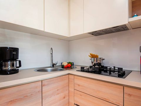 MOBILHOME 6 personnes - Mobil-home | Comfort | 2 Ch. | 4/6 Pers. | Terrasse surélevée | 2 SDB | Clim. | TV