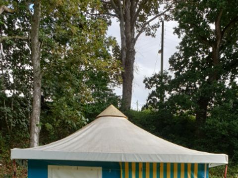 TENTE 4 personnes - Rando Camp 16m² 2 chambres ( sans sanitaires) avec terrasse
