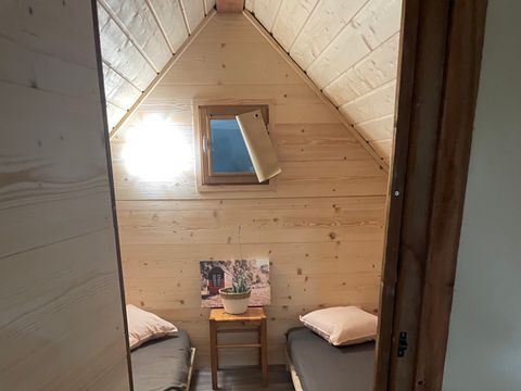 TENTE 2 personnes - Tente Lodge Rando sur pilotis, 5,7m² 1 chambre avec terrasse sans sanitaire et cuisine