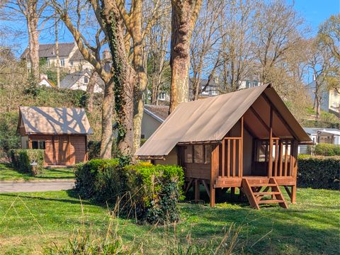 TENTE 2 personnes - Tente Lodge Rando sur pilotis, 5,7m² 1 chambre avec terrasse sans sanitaire et cuisine