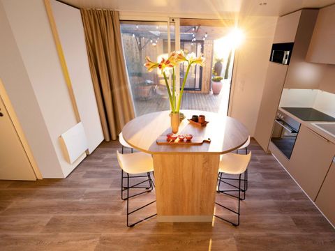 Mobilhome 6 personnes - Cottage Lys - 3 chambres - 2 salles de bain Premium