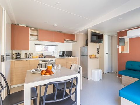 Mobilhome 6 personnes - Mobil-home | Premium | 3 Ch. | 6 Pers. | Terrasse Lounge | Clim. | TV