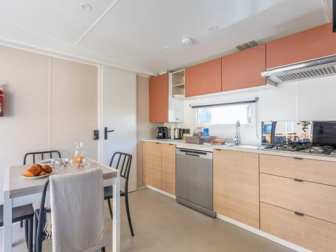MOBILHOME 6 personnes - Mobil-home | Premium | 3 Ch. | 6 Pers. | Terrasse Lounge | Clim. | TV