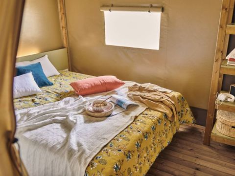 TENTE 6 personnes - Tente Lodge Camélia 6 pers 3 Ch 1 Sdb ***