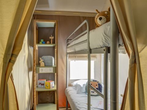 TENTE 6 personnes - Tente Lodge Camélia 6 pers 3 Ch 1 Sdb ***